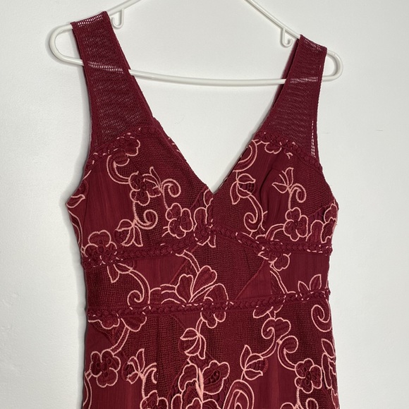 Pretty little red/maroon and pink detailed dress! - Picture 2 of 8